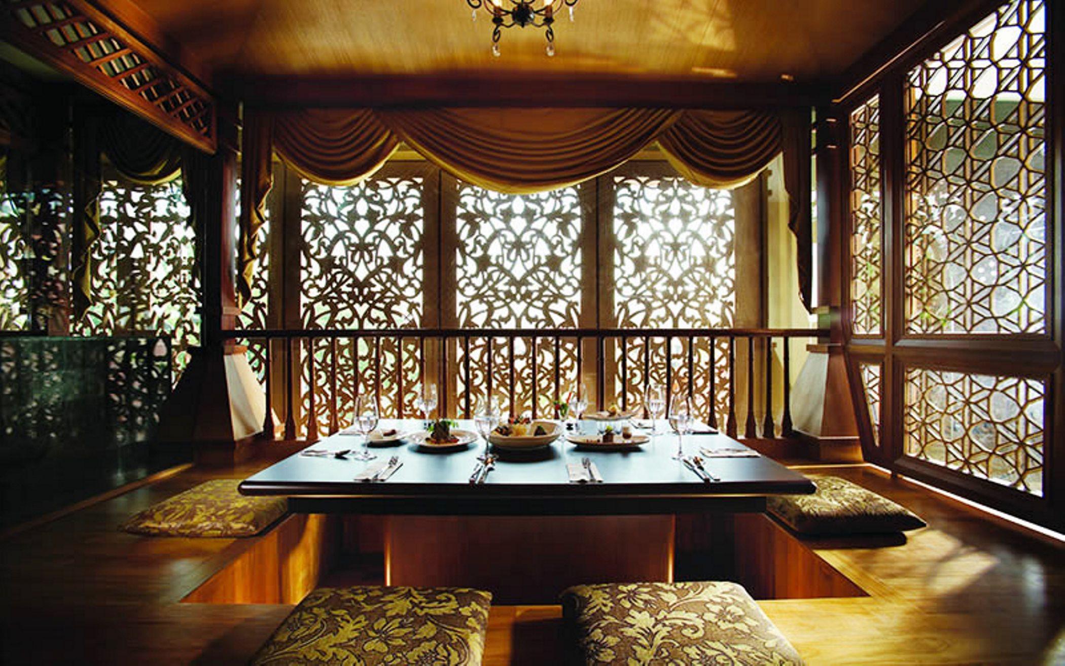 Hotel Royale Chulan Kuala Lumpur Zewnętrze zdjęcie A restaurant in the Emirates Palace