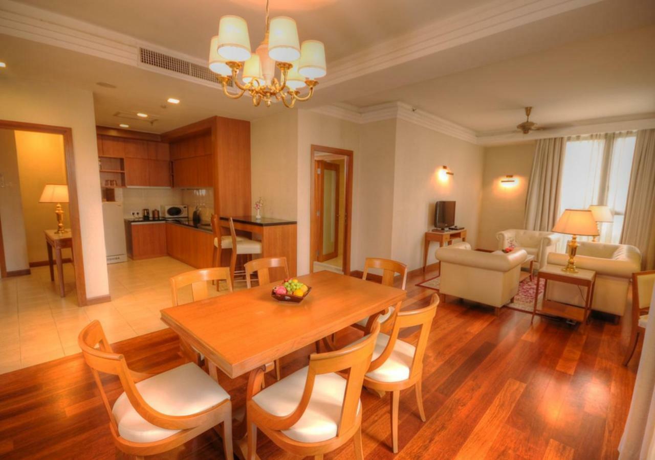 Hotel Royale Chulan Kuala Lumpur Zewnętrze zdjęcie A typical apartment