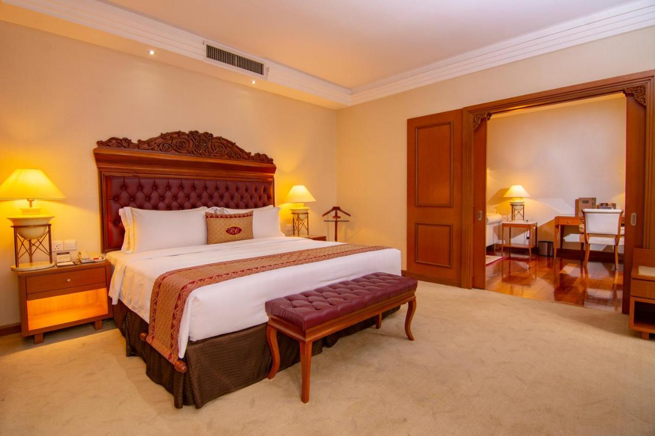 Hotel Royale Chulan Kuala Lumpur Zewnętrze zdjęcie Suite