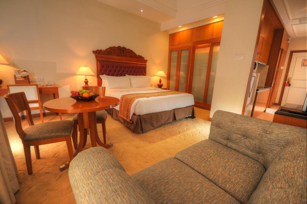 Hotel Royale Chulan Kuala Lumpur Zewnętrze zdjęcie A suite at the Shangri-La Hotel, Kuala Lumpur